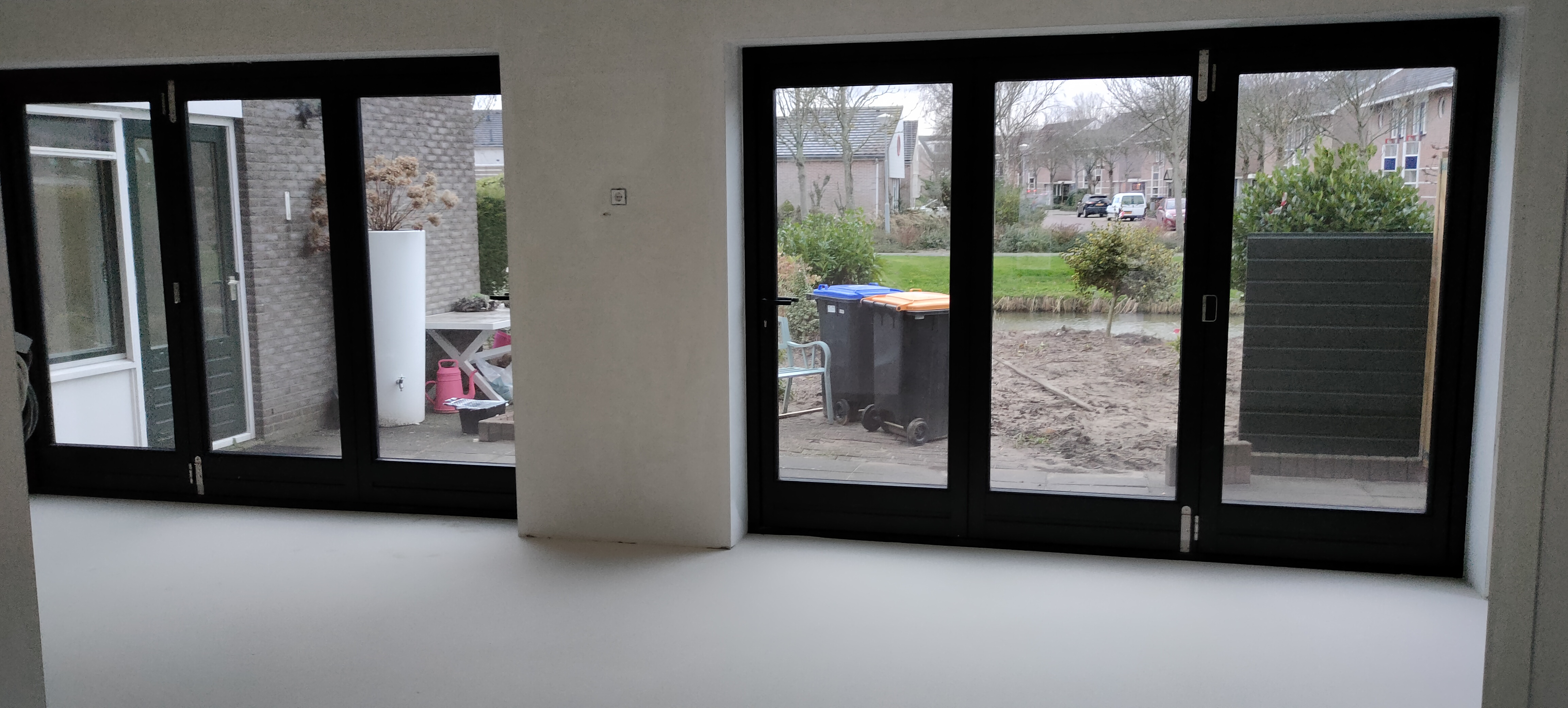 harmonica deuren, vouwdeuren, harmonica pui, vouwpui, harmonica vouwdeuren, houten vouwpui, buiten schuifpui, houten harmonica schuifpui, Accoya harmonica vouwdeuren