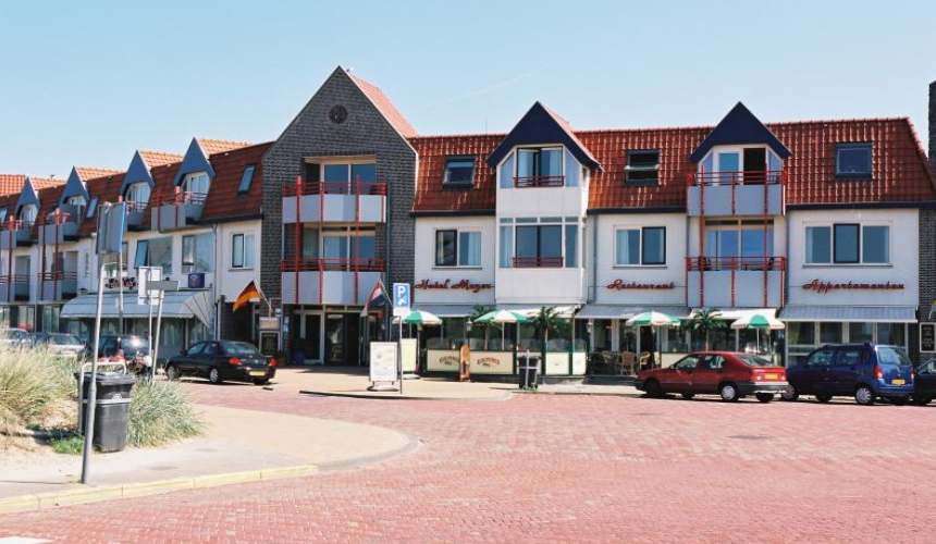 Kozijnen van Kuiters, kozijnen van hout, houten kozijnen, houten deuren, houten ramen, deur van hout, duurzame kozijnen, isolatie kozijnen, Accoya kozijnen, kozijn van Accoya, Accoya bekleding