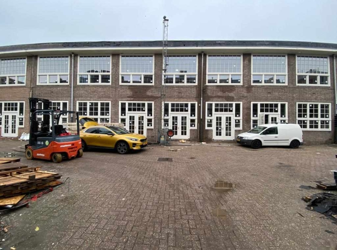 Kozijnen van Kuiters, kozijnen van hout, houten kozijnen, houten deuren, houten ramen, deur van hout, duurzame kozijnen, isolatie kozijnen, Accoya kozijnen, kozijn van Accoya, Accoya bekleding, luiken, shutters, buiten luik,