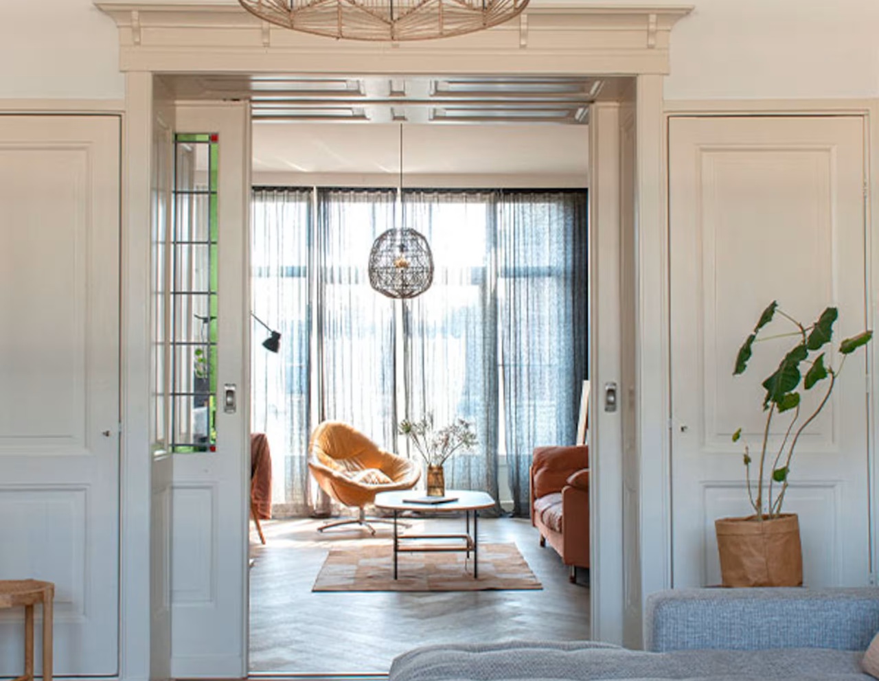 binnen kozijnen, Ayous kozijnen, grenen kozijnen, vuren kozijnen, binnen deuren, binnen ramen, ornamenten,