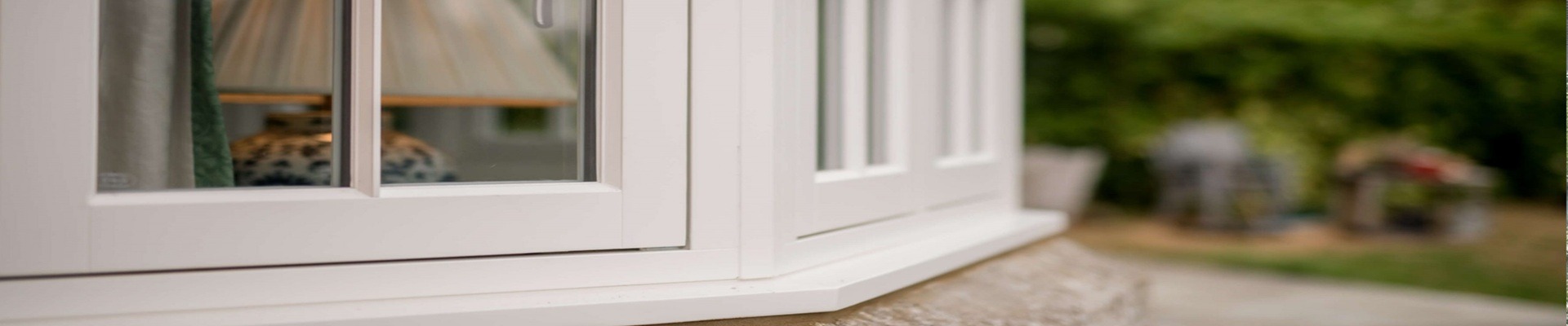 Erker, houten erker, erker van hout, authentieke erker, originele erker, roeden in erker, renovatie erker,