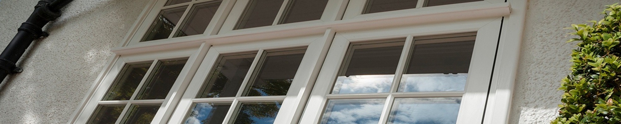 Authentiek kozijn, originele ramen, nostalgische kozijnen, Ramen met roeden, kozijnen met roeden,