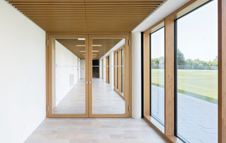 Brandvertragende deuren, brandwerende houten deuren, kozijnen en deuren R, EW en EI 30–60, EW 30 deur, EW 60 deur, deuren EI 30, deuren EI 60, brandwerend glas, EW 30 glas, EW 60 glas,